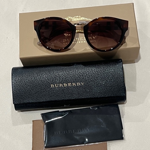 Burberry Sunglasses main image 2